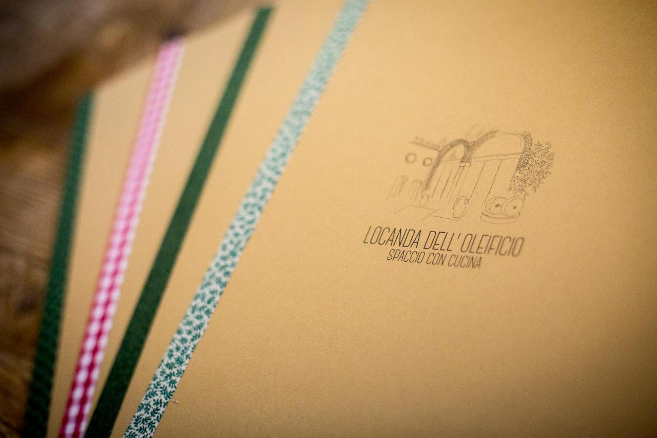 Locanda Dell'Oleificio Mezzane di Sotto Ngoại thất bức ảnh