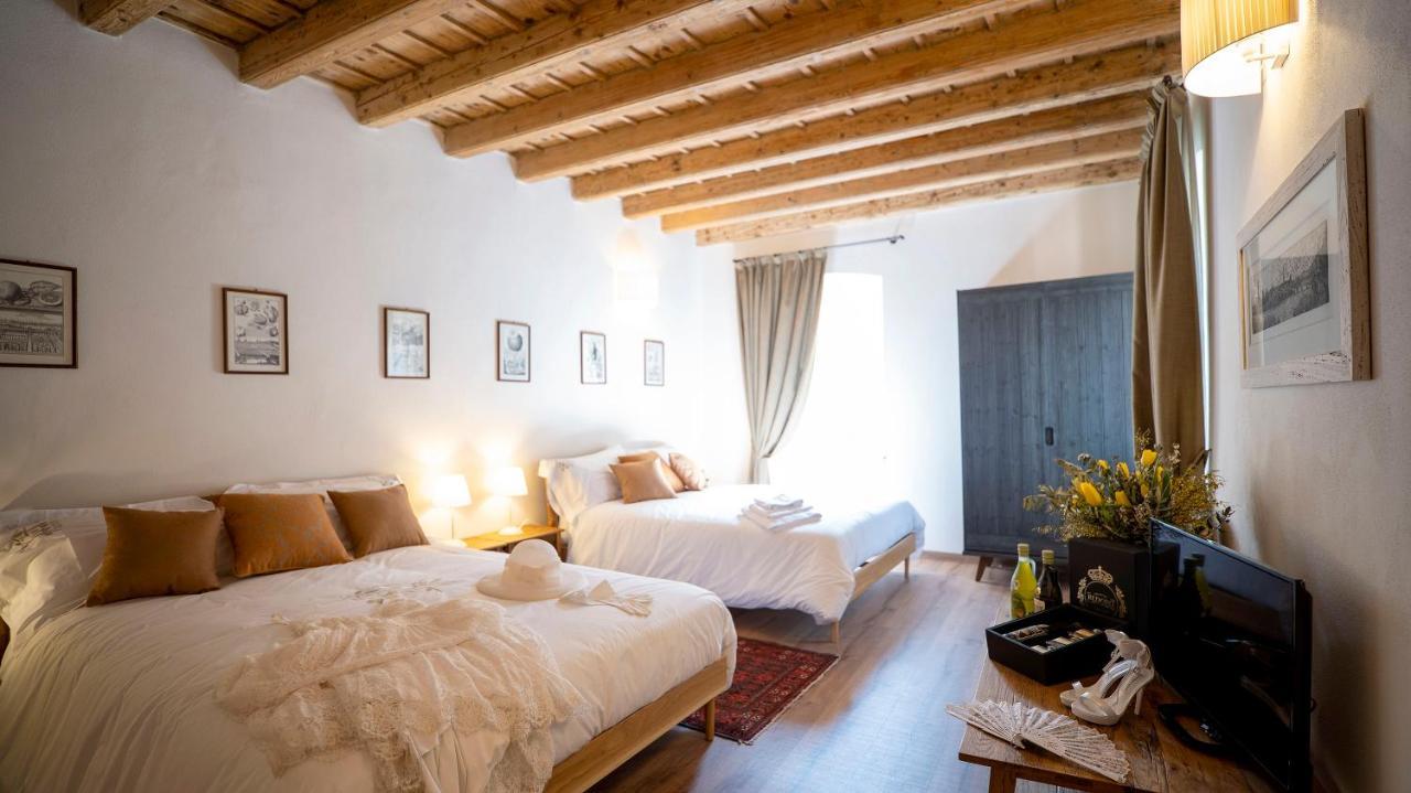 Locanda Dell'Oleificio Mezzane di Sotto Ngoại thất bức ảnh