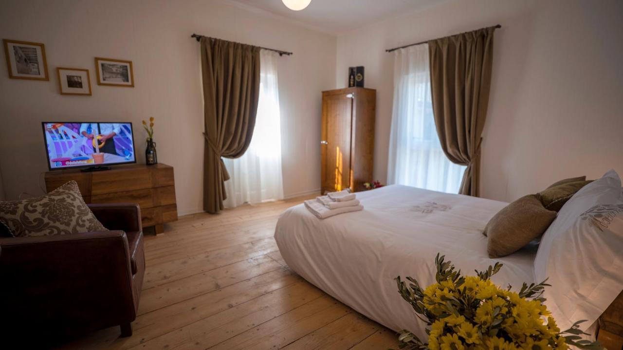 Locanda Dell'Oleificio Mezzane di Sotto Ngoại thất bức ảnh