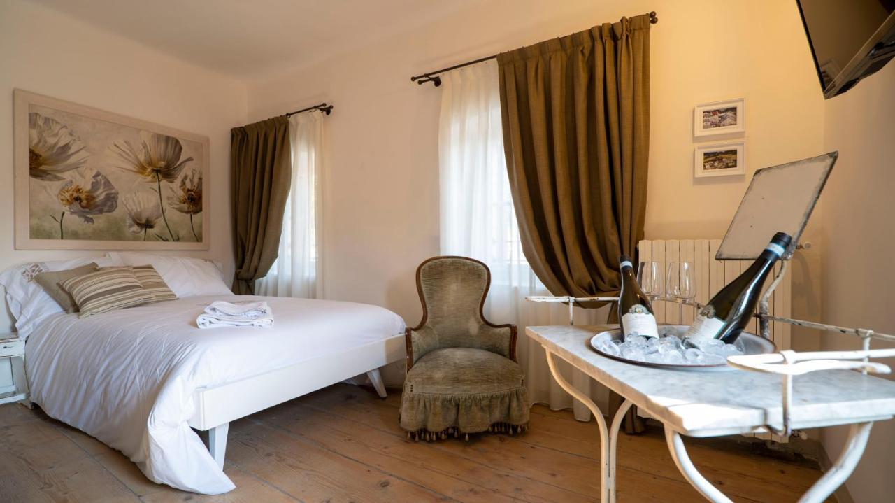 Locanda Dell'Oleificio Mezzane di Sotto Ngoại thất bức ảnh