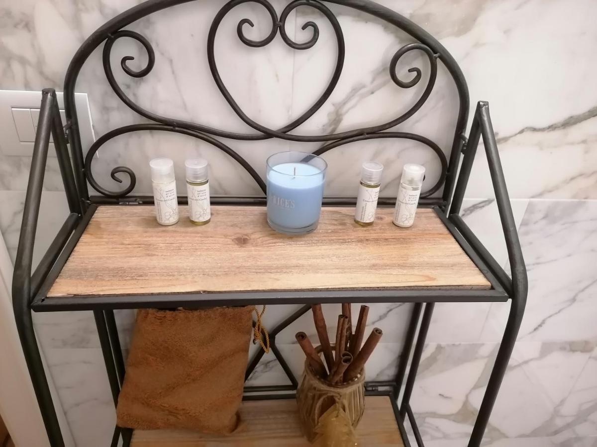 Locanda Dell'Oleificio Mezzane di Sotto Ngoại thất bức ảnh