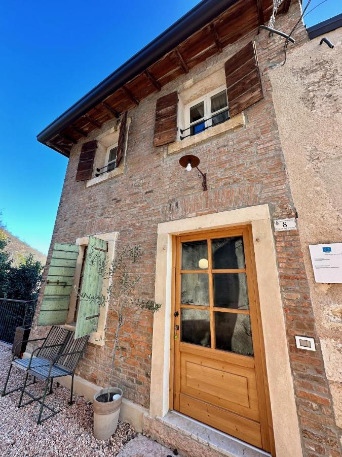 Locanda Dell'Oleificio Mezzane di Sotto Ngoại thất bức ảnh