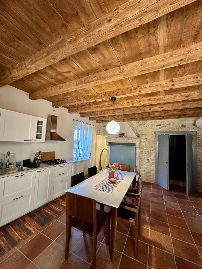Locanda Dell'Oleificio Mezzane di Sotto Ngoại thất bức ảnh